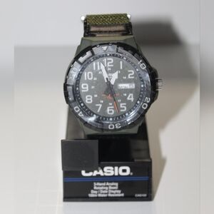 ✨🆕✨Casio Men's Watch